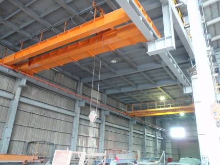 Lifting equipment in the factory