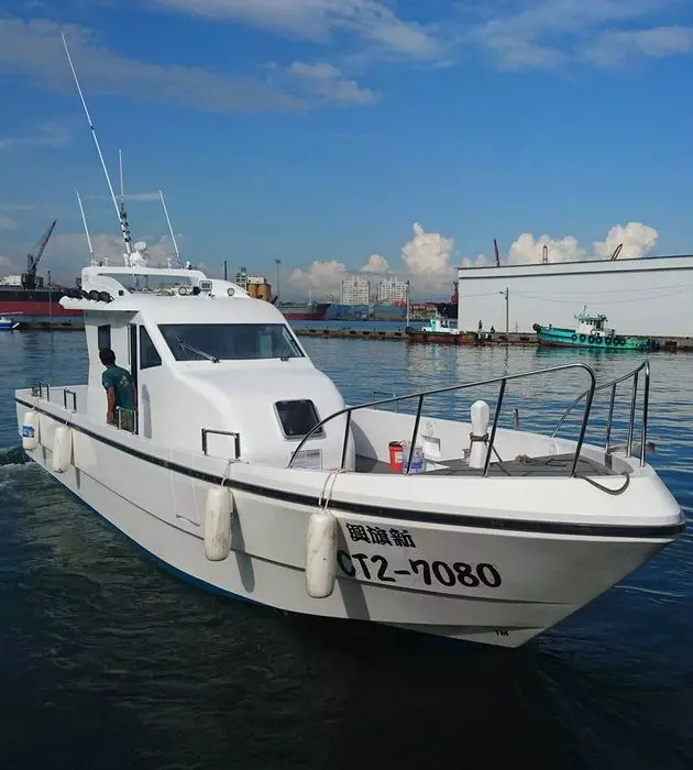 Perahu memancing laut 48 kaki