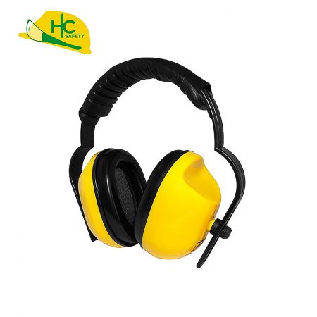 Adjustable Fit – Three-position earcup adjustment for comfort.