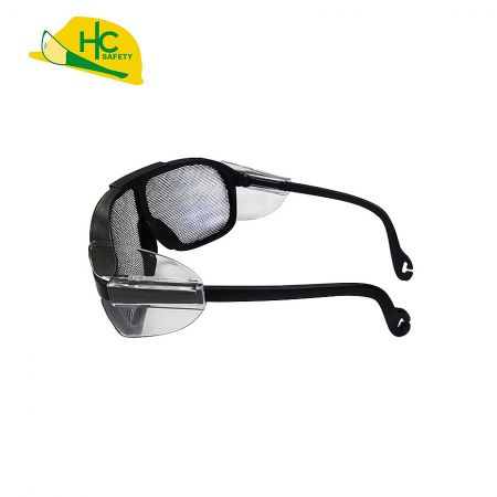 The temples have grooves that can be used with wire mesh safety glasses with a fixed rope.