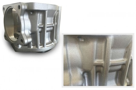 La superficie de la fundición de aluminio es mejor que la de la forja de hierro.