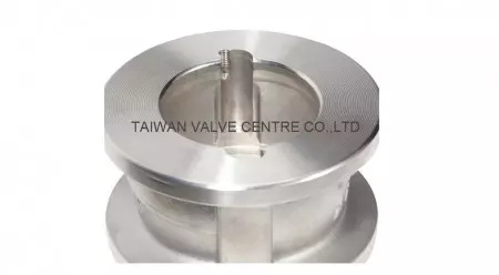 Retainerless type dual check valve