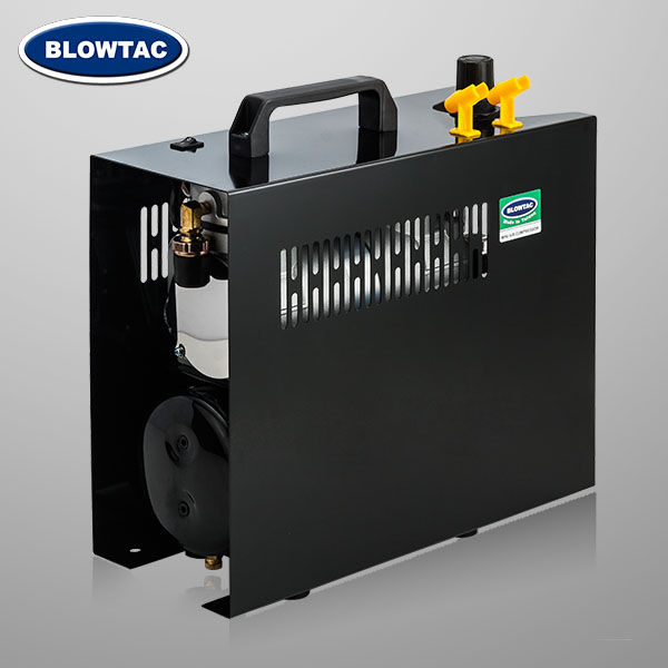 Мини-компрессор с двумя цилиндрами, резервуаром и крышкой