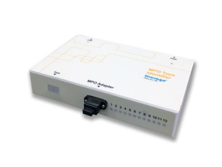 MPO 8/12 Identificatore di polarità - MPO Polarity Identifier, abbinato a MPO Tester, viene utilizzato per verificare il tipo di cavo MPO.