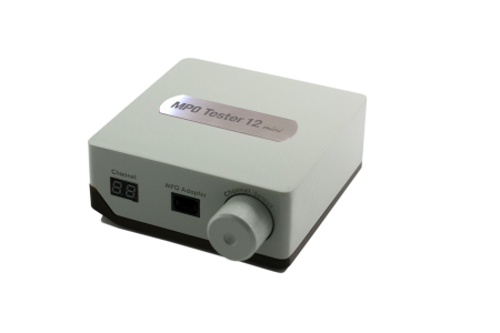 Probador Mini MPO de Defectos con luz láser roja visible de 650nm (12F/16F/24F) - MPO-Tester-mini La interfaz USB-C con una interfaz gráfica de usuario (GUI) amigable. 
 El sistema o dispositivo que se conecta a través de un puerto USB Tipo-C y cuenta con una interfaz gráfica fácil de usar para la interacción.