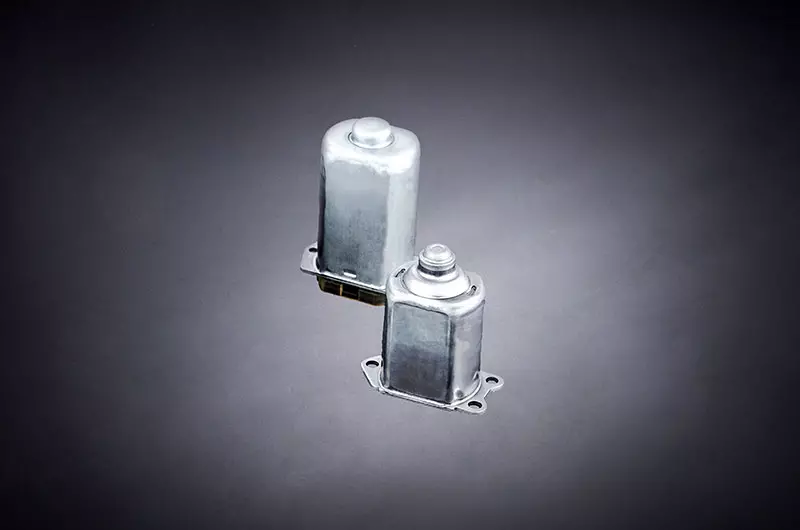 자동차 전동 창문 모터 하우징