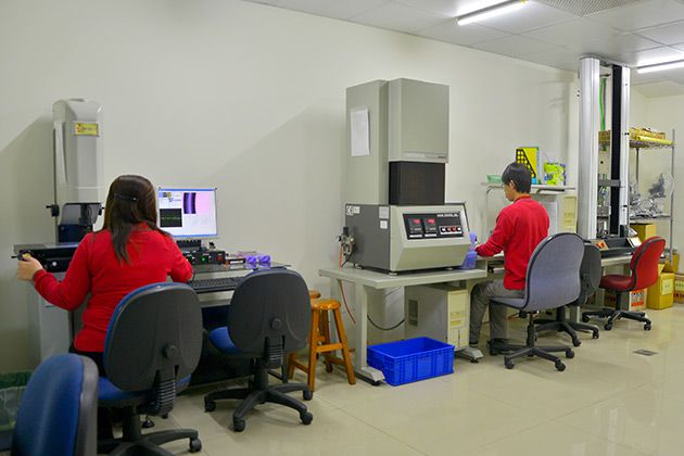 Đội kiểm soát chất lượng hoàn chỉnh.