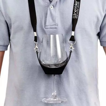 دو ماده می‌توان برای دارنده لنیارد لیوان شراب استفاده شود.