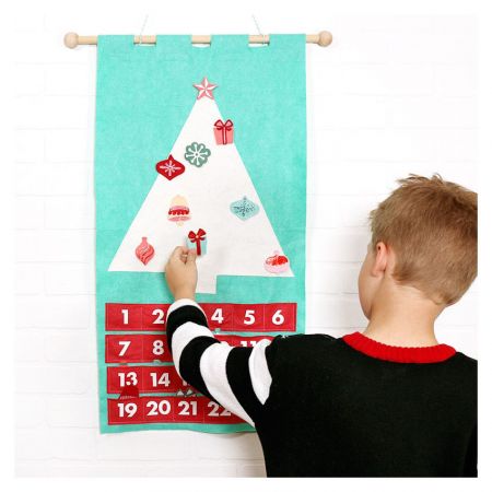 Крутой фетровый календарь Санта на Рождество