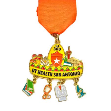 Over 30 years we have created successfully thousands of fiesta medals.
