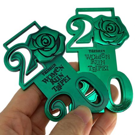 Medalla verde personalizada