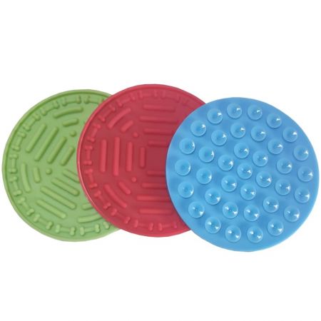 Star Lapel Pin предлагает 7 дизайнов силиконовых подстилок для собак на выбор.