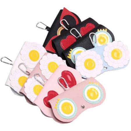 लेदर चश्मे का केस - कस्टमाइज्ड लेदर चश्मे का केस प्रिंटिंग, हॉट फॉयल स्टैंपिंग, लेजर एंग्रेविंग, डेबॉस्ड लोगो हो सकता है।