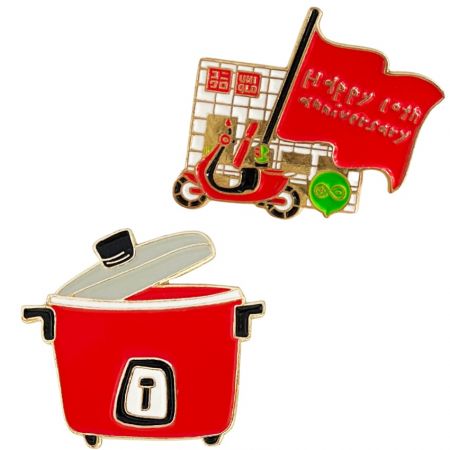 Star Lapel Pin выпустил более миллиона наборов эмалевых значков.