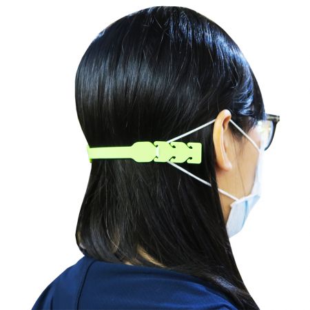 Наши аксессуары для защиты ушей изготовлены из высококачественного силикона.