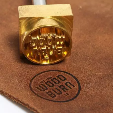 Fer à marquer personnalisé pour le cuir.