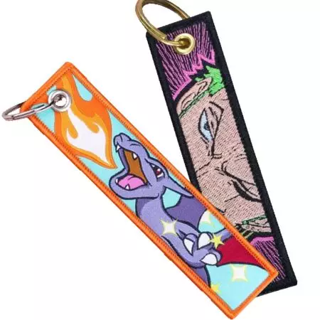 Egendefinerte anime jet-tags produseres av våre erfarne designere.