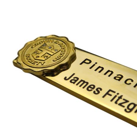 Custom name tags can be added epoxy.