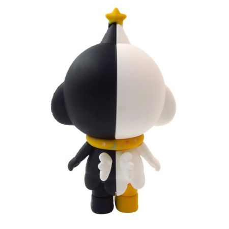 3D full three-dimensional design action figures.