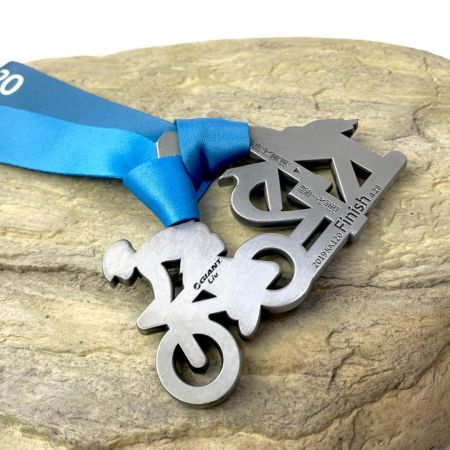 Cycling medals of Giant.