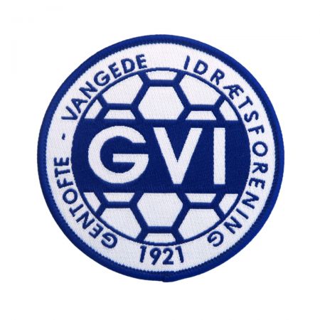 Eer excellentie op het veld door met trots de iconische NFL-voetbalcaptain-patch te dragen.