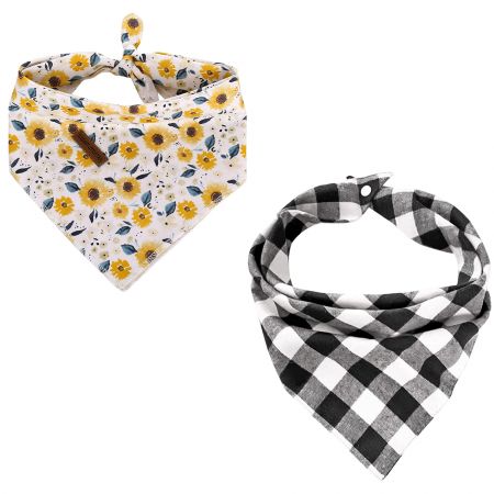 Pañuelo bordado para perros.