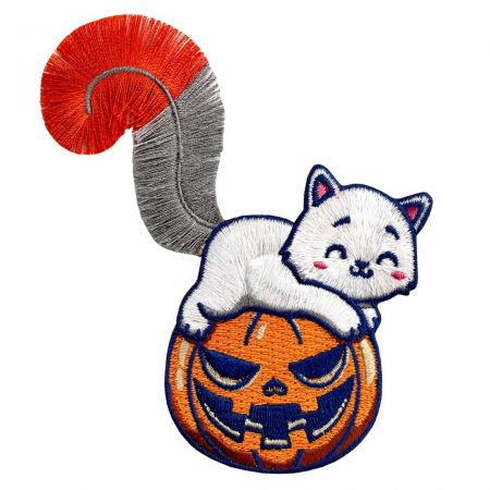 Patch de Bordado de Halloween com Design de Borla Único - O bordado requintado é adequado para várias formas de designs.