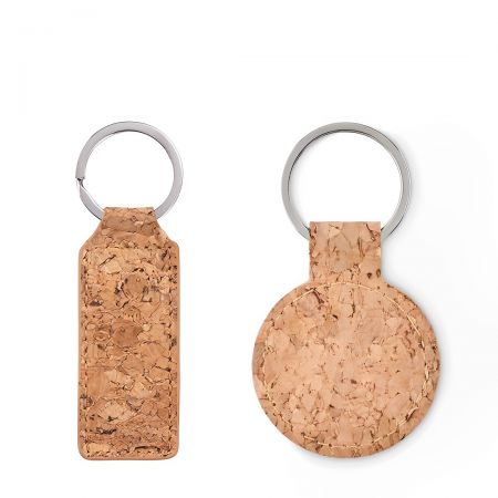 Персонализированный пробковый ключик.