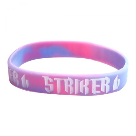 Silicon kamouflagearmband.