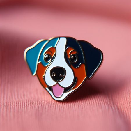 Experte für Soft-Emaille-Anstecknadeln.