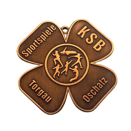 Urheilukilpailumitalit ovat arvokkaita muistoja.