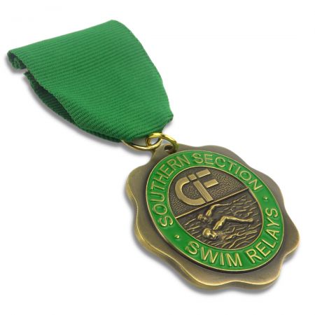 Medaglia personalizzata delle staffette di nuoto della sezione sud CIF - Medaglie perfette personalizzate con staffette di nuoto CIF Sezione Sud.