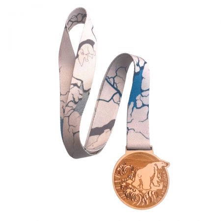 Hev prisene dine til neste nivå med våre utsøkte tremedaljer.