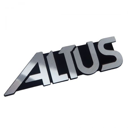 हीरे काटे एल्यूमीनियम लेबल - एक हीरे-काटे एल्यूमीनियम लेबल की सटीकता और परिष्कृतता के साथ उत्पाद सौंदर्य को बढ़ाएं।