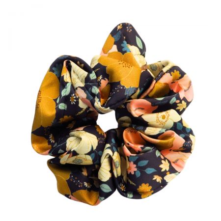 Discover the perfect hair scrunchy to match your style preferences, made to perfection in our factory.