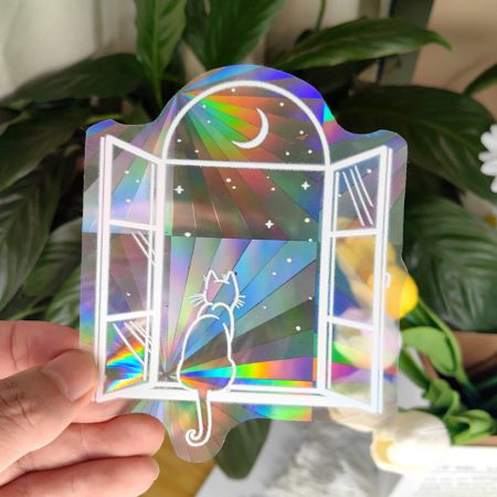 Temos muitos designs existentes de adesivos de janela suncatcher arco-íris para opções.
