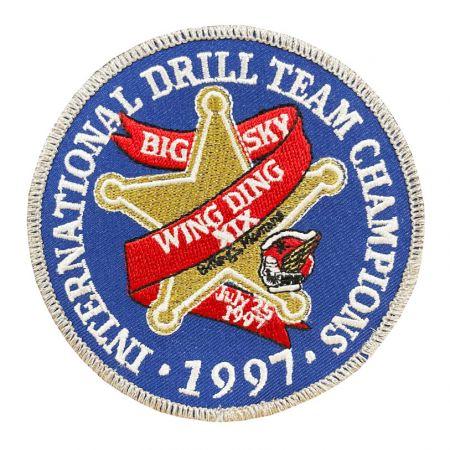 Kleding Patches met Metalen Draden - Onze geborduurde patches zijn verkrijgbaar in aangepaste ontwerpen.