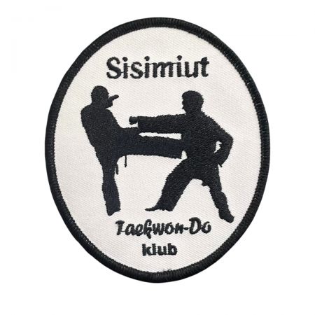 Erstellen Sie benutzerdefinierte Jiu-Jitsu-Patches mit komplizierten Designs.