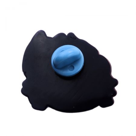 Hozz létre egyedi gumikitűzőt 2D vagy 3D hatásokkal a különleges megjelenésért.