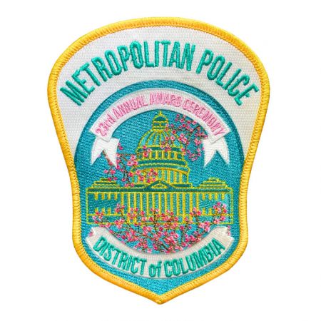 Skräddarsydda polispatchar utan minimiorder.