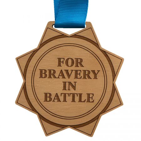 Деревянные беговые медали.