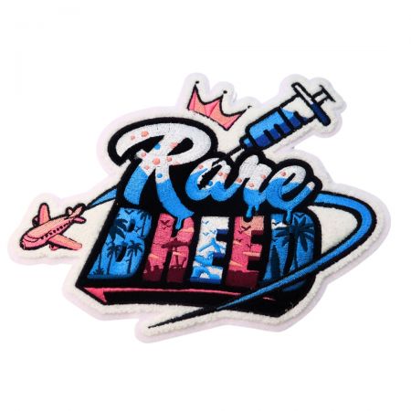 Создавайте яркие дизайны с помощью нашивок из шенилла, сочетая текстуру и цвет.