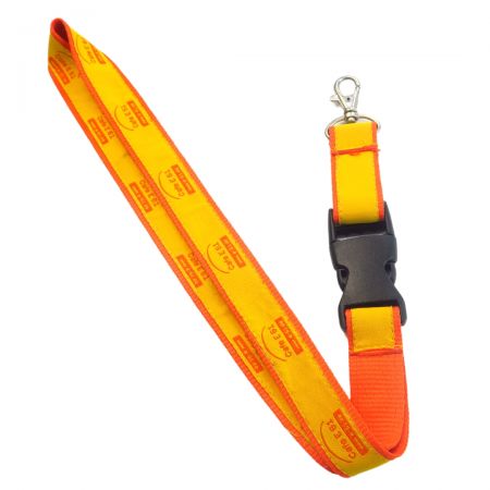 イベント、ブランディング、またはチーム認識のための高品質なパーソナライズドランヤード。