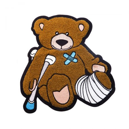 Chenille-päällysteet lisäävät ulottuvuutta ja tekstuuria, mikä tekee mistä tahansa vaatteesta erottuvan.