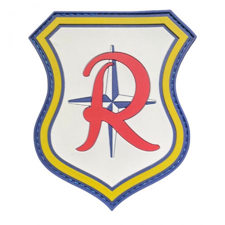 Vår PVC-patchmakare säkerställer att varje patch är tillverkad med noggrannhet och hållbara material.