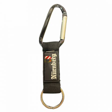 Compact en handig, korte lanyards met karabijnhaken zijn ideaal voor het bevestigen van sleutels of ID-kaarten, en combineren draagbaarheid met stijl.