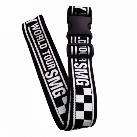 Velg et bagasjebelte med en solid spenne for å sikre vesken din gjennom hele reisen.