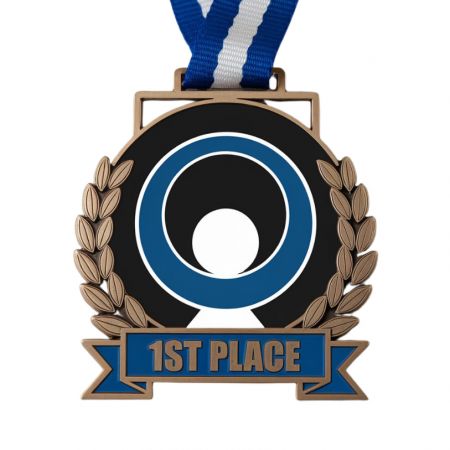 Skräddarsydda judo medaljer.