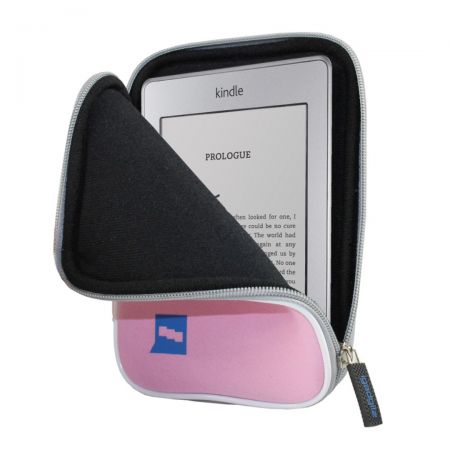 کیفهای لپتاپ سفارشی به کسبوکارها این امکان را میدهند که برند خود را با لوگوها یا رنگهای شرکتی نمایش دهند.