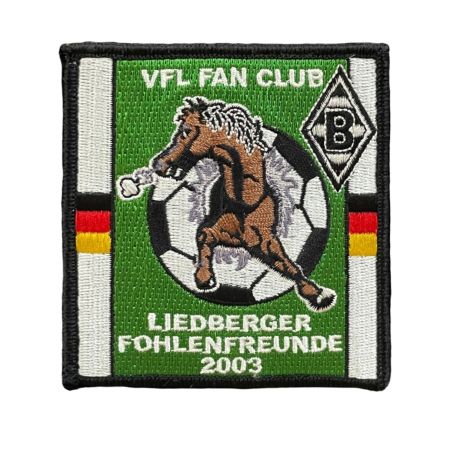 Los parches de tela personalizados se pueden personalizar completamente en tamaño, forma y color para satisfacer necesidades de marca o personales.